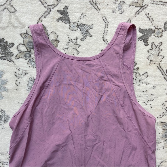 Lululemon Close the Distance Tank - Picture 4 of 8